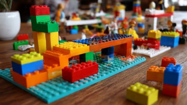 STEM Activities to Boost Creativity, Logic & Problem-Solving