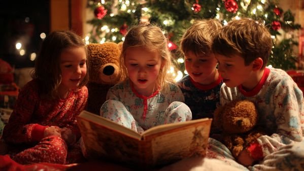Christmas Nights Made Special with Storytelling Fun